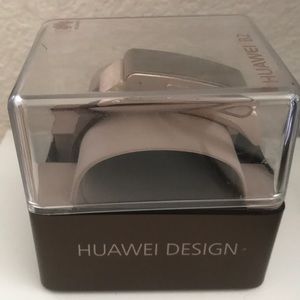 BRAND NEW HUAWEI B2 Bluetooth watch for IPhone